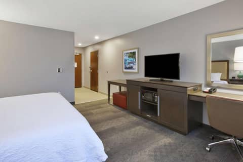 Hampton Inn by Hilton Detroit Dearborn, MI — photo 4