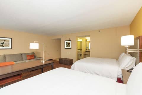 Hampton Inn & Suites Jacksonville-Airport — photo 7