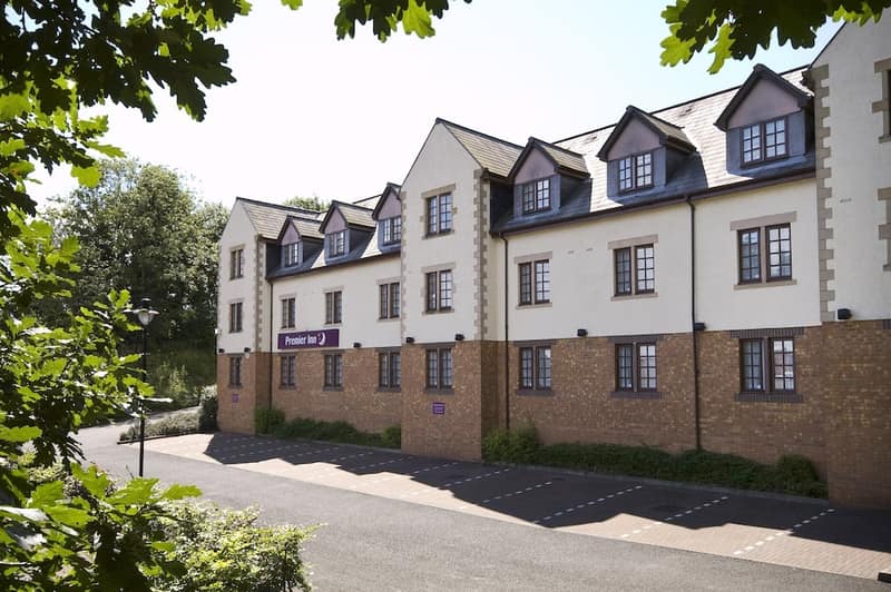 Premier Inn Glasgow - Bearsden — photo 1