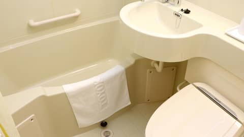 Toyoko Inn Osaka Nippombashi Bunraku Gekijo Mae — photo 7
