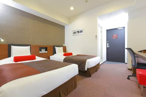 HOTEL MYSTAYS Asakusabashi — hotel room