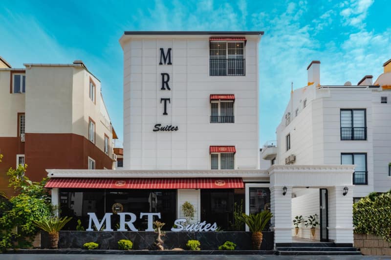 Mrt Suites Lara — building