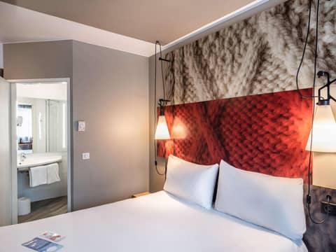 Hotel Ibis Krakow Centrum — hotel room