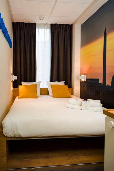 Citiez Hotel Amsterdam — hotel room