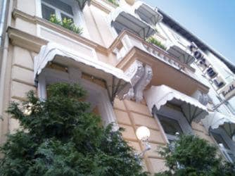 Buchholz Downtown Hotel — building