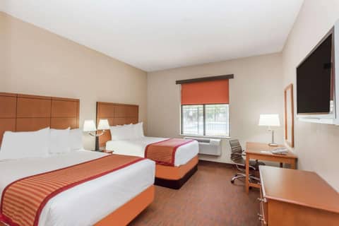 Baymont by Wyndham Savannah/Garden City — photo 9