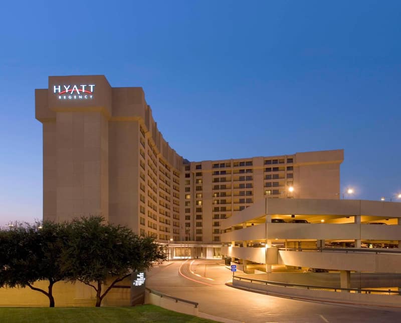 Hyatt Regency DFW International Airport — building