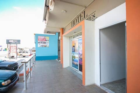 OYO Hotel Plaza Las Torres, Cabo San Lucas — photo 3