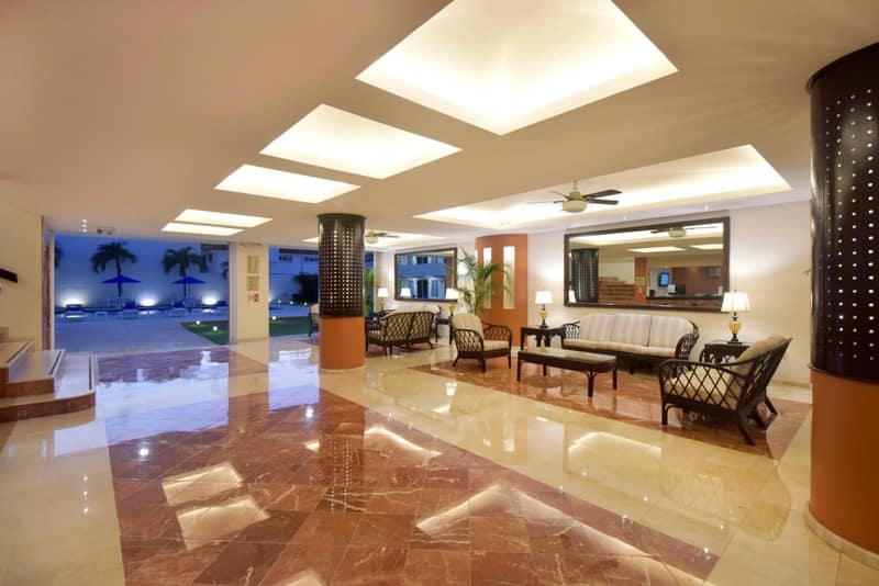 Hotel Bonampak — recepcion & lobby