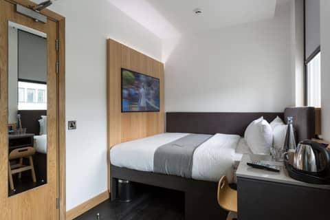 The Z Hotel City — hotel room