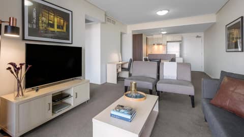 Oaks Brisbane Aurora Suites — photo 4