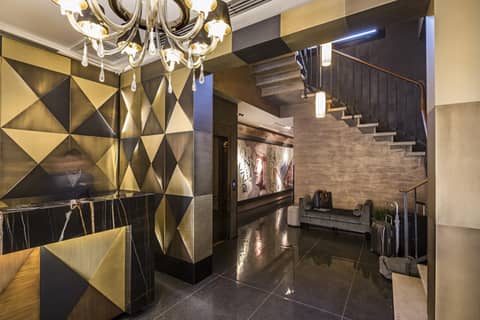 The Venice Times Hotel Vignette Collection by IHG — recepcion & lobby