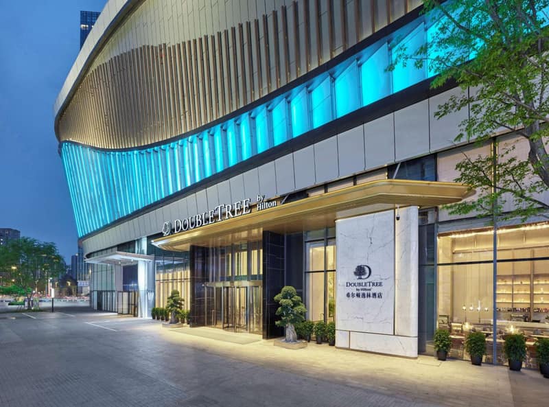 DoubleTree by Hilton Chengdu Riverside — photo 1