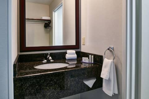 Fairfield Inn & Suites Detroit Livonia — photo 8
