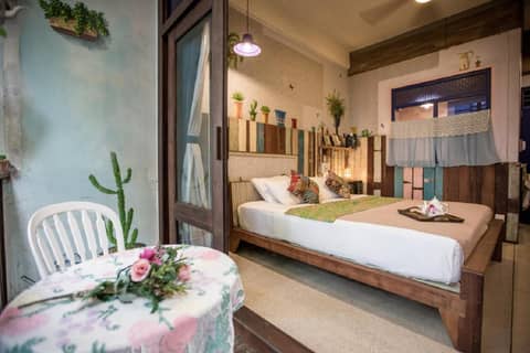 Phranakorn-Nornlen — hotel room