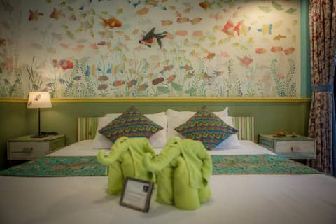 Phranakorn-Nornlen — hotel room