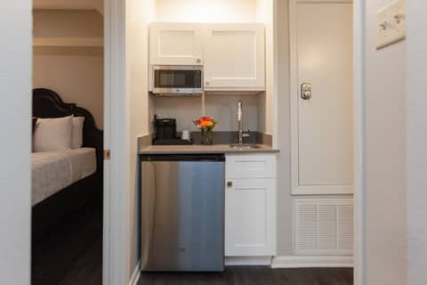 New Orleans Courtyard Hotel by the French Quarter — photo 4