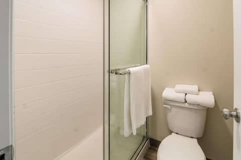 Quality Inn & Suites Dallas-Cityplace — photo 8