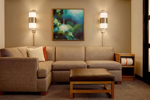 Comfort Suites Milwaukee West — photo 2