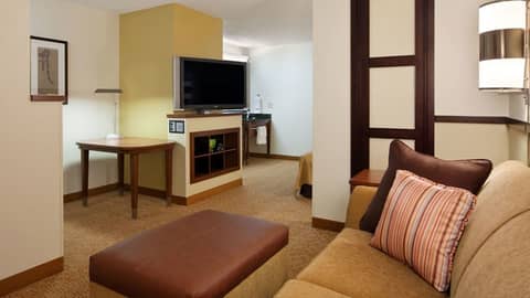 Comfort Suites Milwaukee West — photo 9