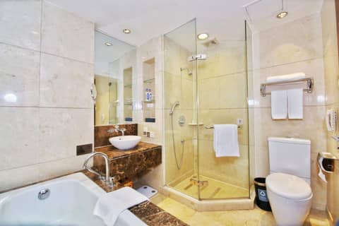 Guangzhou Dong Fang Hotel — photo 8