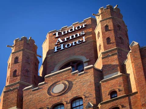 The Tudor Arms Hotel Cleveland - a DoubleTree by Hilton — photo 7