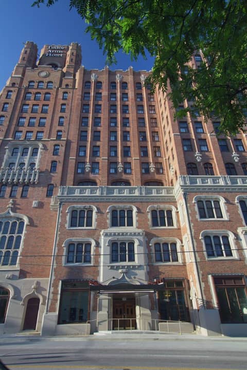 The Tudor Arms Hotel Cleveland - a DoubleTree by Hilton — photo 9