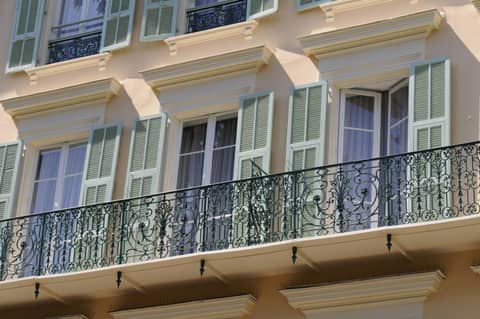 Hotel Villa Victoria — balance & terrace
