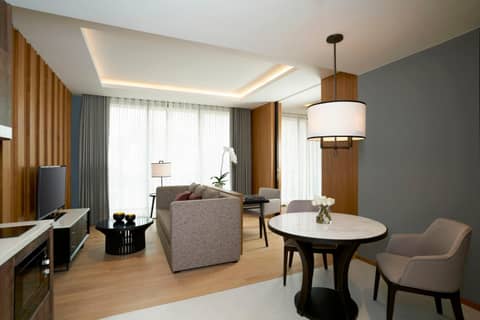 Anantara Chiang Mai Serviced Suites — hotel room