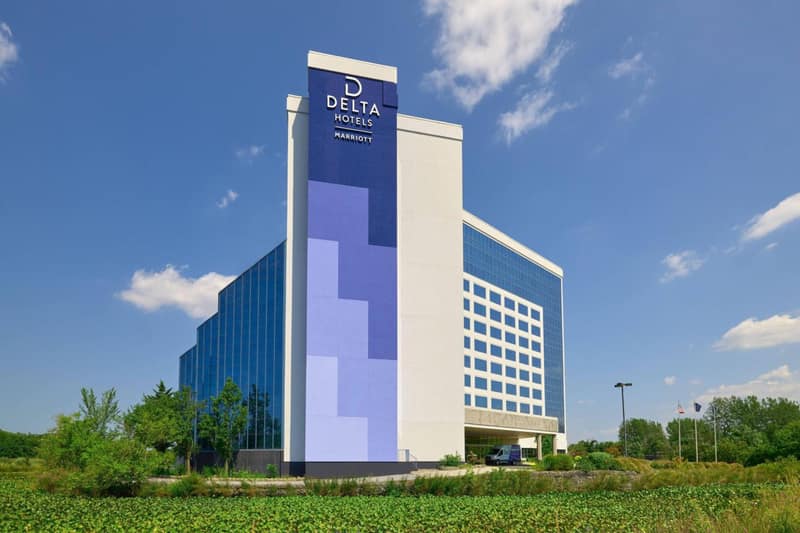 Delta Hotels by Marriott Philadelphia Airport — building