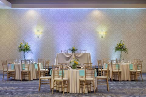 Delta Hotels by Marriott Philadelphia Airport — photo 9