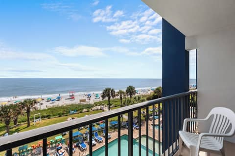 Grande Shores Ocean Resort — photo 2
