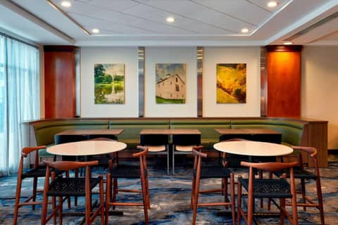 Fairfield Inn Suites Indianapolis Downtown — photo 8