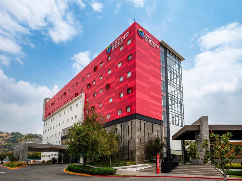 Ramada Encore by Wyndham Guadalajara Sur — building