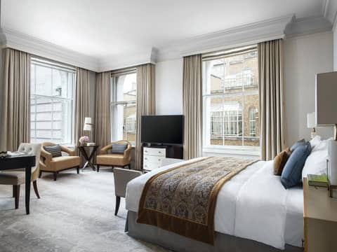 The Langham London — hotel room
