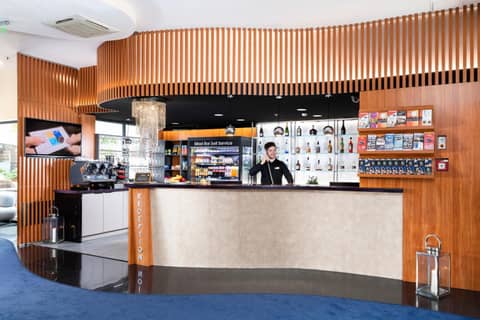 Bo33 Hotel Family & Suites — recepcion & lobby