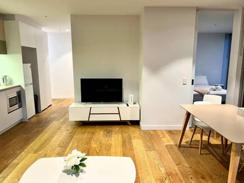 ReadySet Apartments on Rose Lane — photo 3