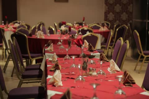Hotel Suisse — dining