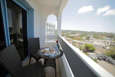 Hotel Suisse — balance & terrace