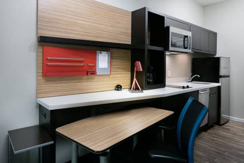 TownePlace Suites by Marriott Kansas City Airport — photo 3