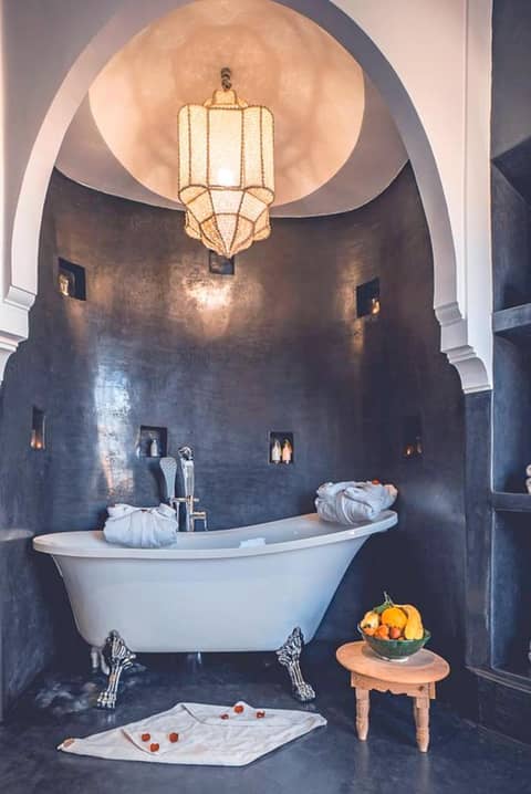 Ambre Epices Medina Riad — bathroom