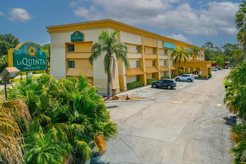 La Quinta by Wyndham Tampa Brandon West — building
