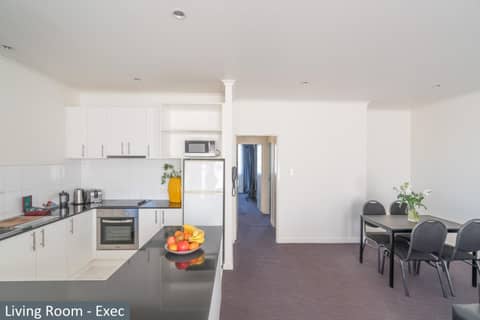 Clocktower Apartment Hotel — photo 3