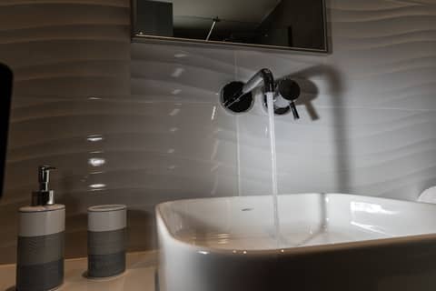 Zoes Hotel & Suites — photo 4