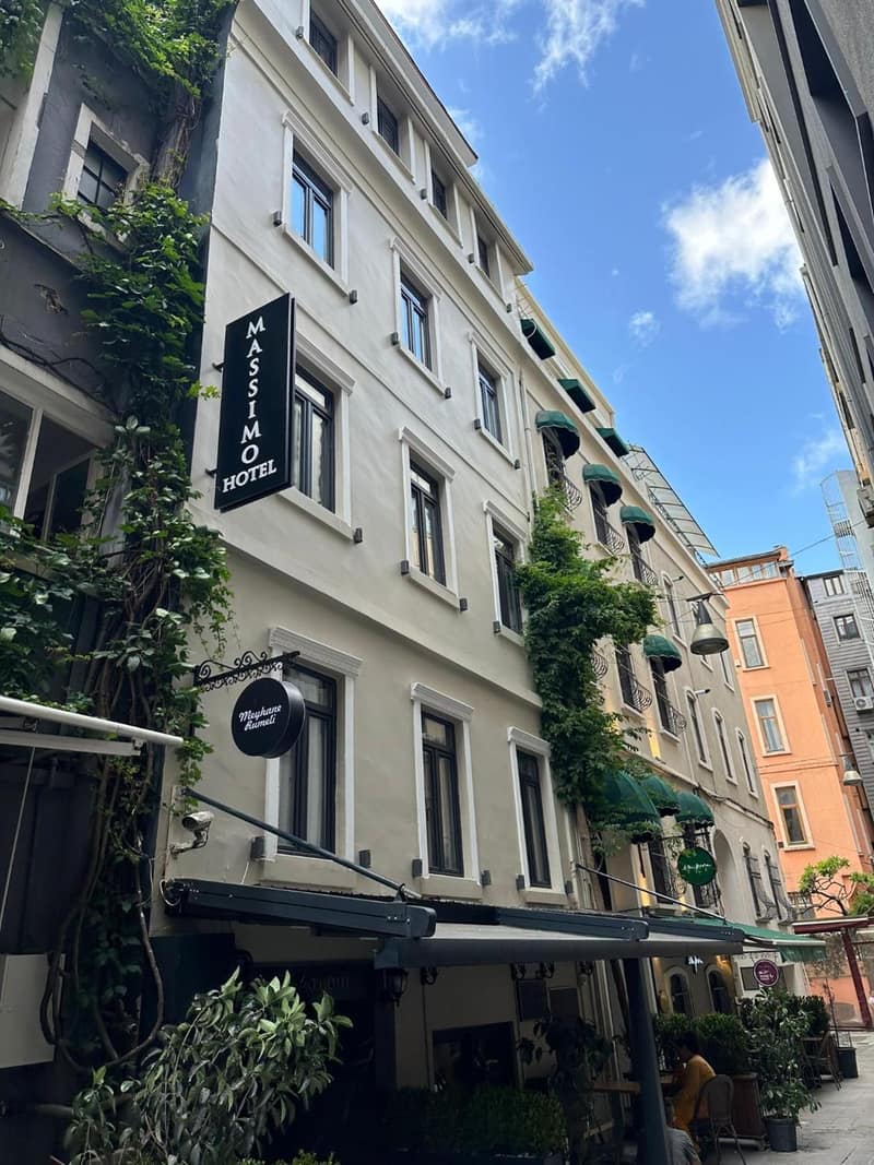 Massimo Hotel — building