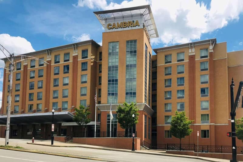 Cambria Hotel Pittsburgh - Downtown — building