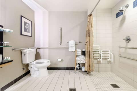 Cambria Hotel Pittsburgh - Downtown — photo 9