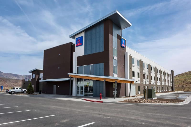 Studio 6-Mccarran, NV - Sparks - Tahoe - Reno Industrial Center — building