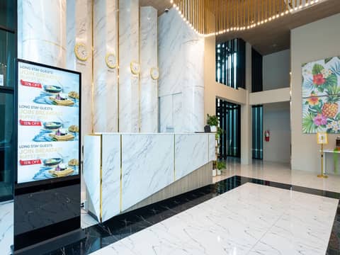 Patong Bay Residence — recepcion & lobby