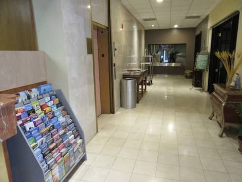 Ramada by Wyndham Los Angeles/Koreatown West — photo 2